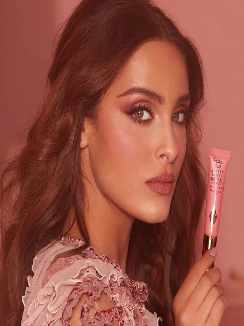 Charlotte Tilbury Matte Beauty Blush Wand in Pillow Talk