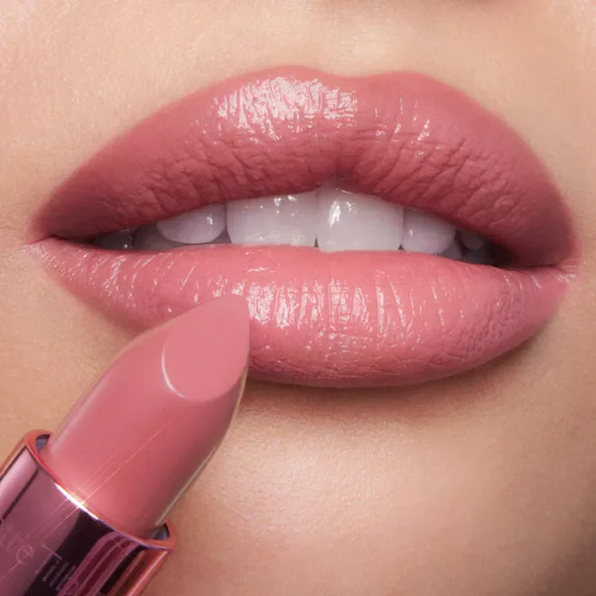 Charlotte Tilbury K.I.S.S.I.N.G Lipstick